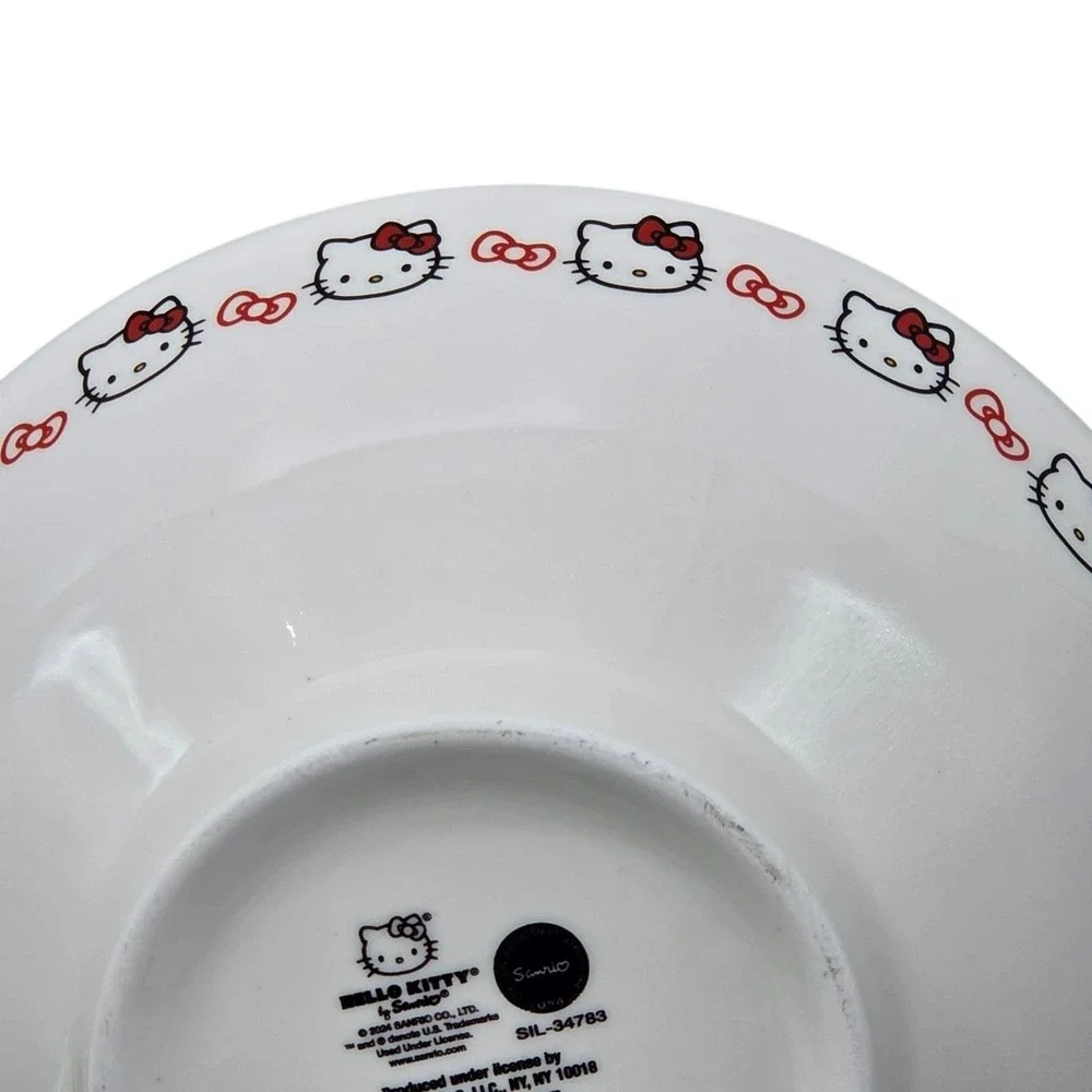 Hello Kitty By Sanrio Set of 2 Ceramic Ramen Noodle Bowl with Chopsticks 30oz